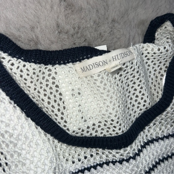 Small knit blue and white midi dress - Picture 3 of 6